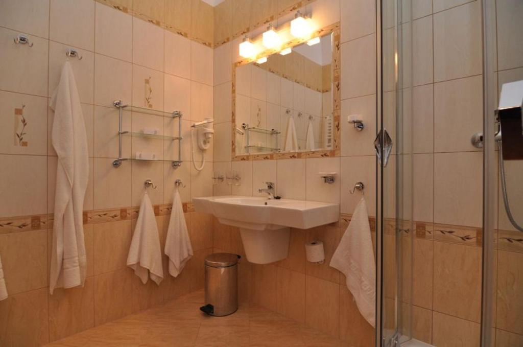 Hotel Stefania Krynica-Zdrój Rum bild